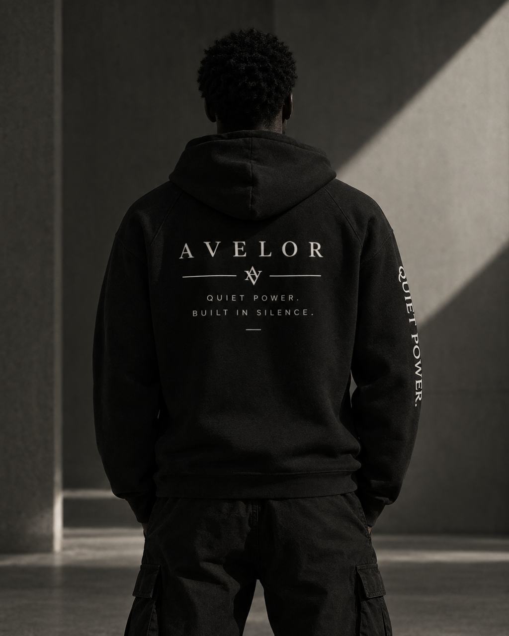 AVELOR Quiet Power — Super Heavyweight Hoodie